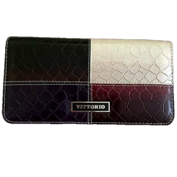 Vittorio Handbags - Vittorio Ladies Wallet New!
